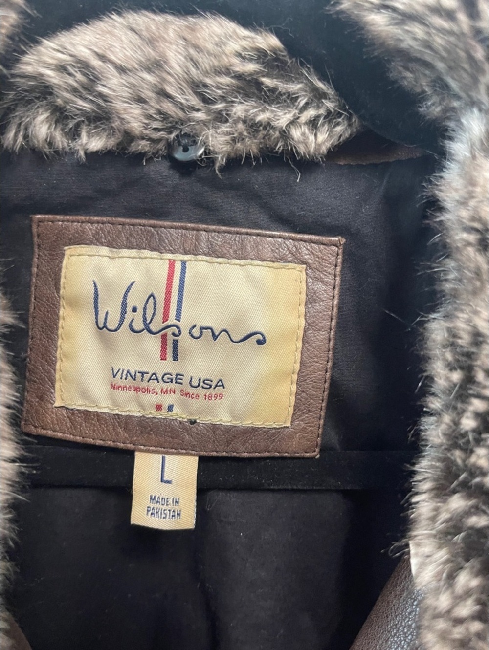 Wilson Vintage USA Brown Jacket with Gray Faux Fur Trim - Picture 3 of 6